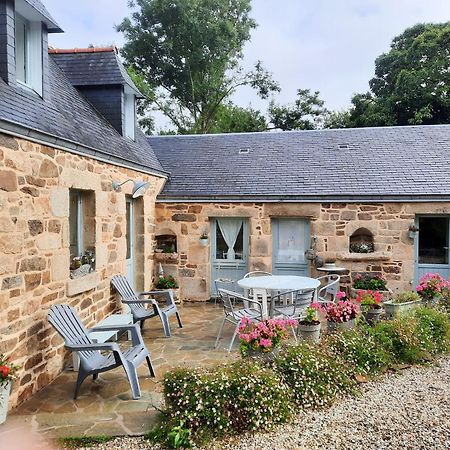 Maison Accueillante A Cleden-Cap-Sizun Avec Jardin Clos Exteriör bild