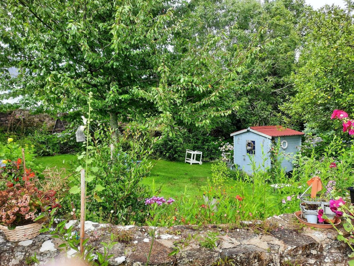 Maison Accueillante A Cleden-Cap-Sizun Avec Jardin Clos Exteriör bild