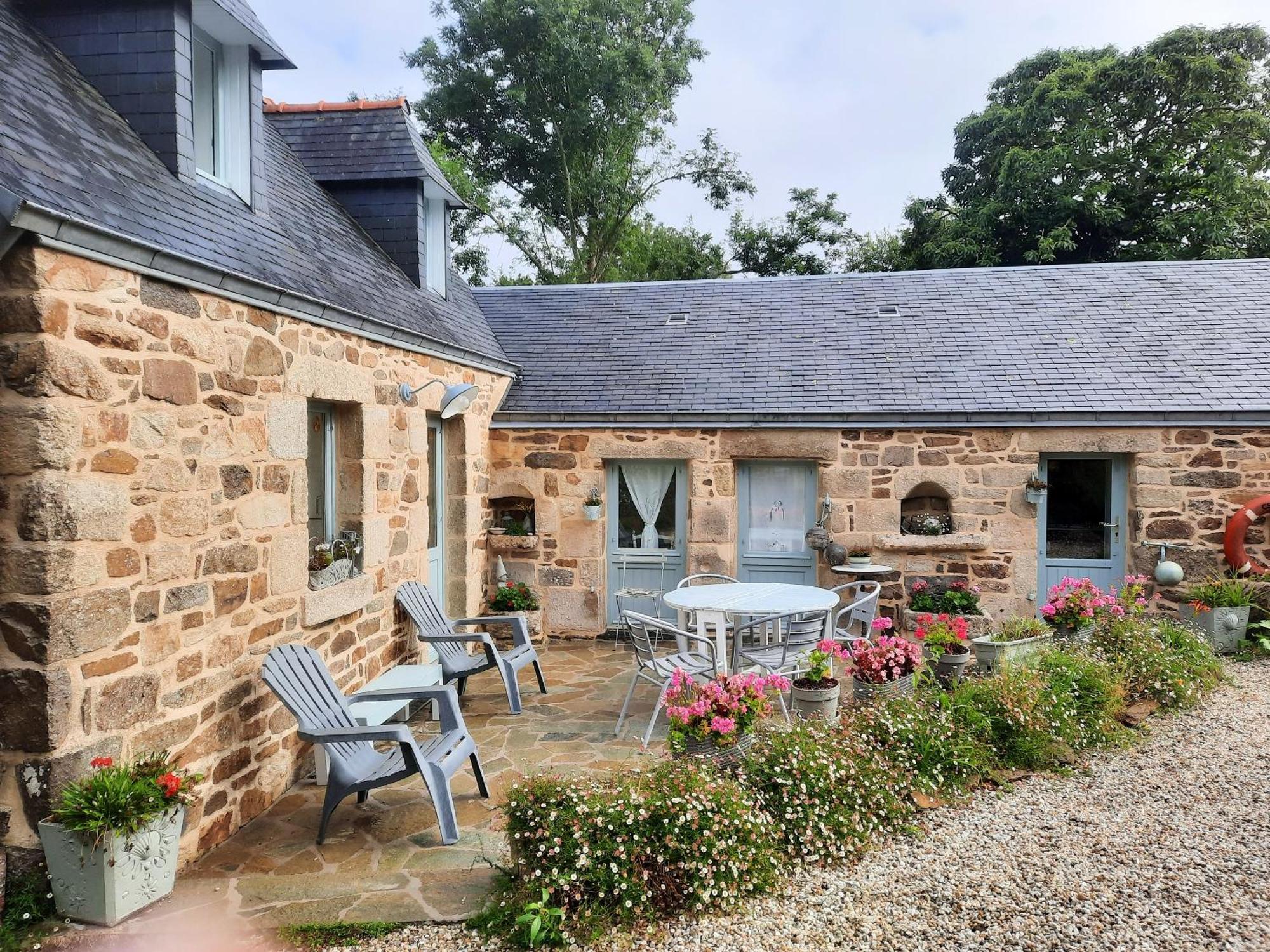 Maison Accueillante A Cleden-Cap-Sizun Avec Jardin Clos Exteriör bild